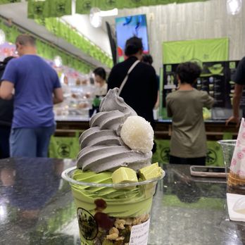 Fujiissa - Fujiissa special - Ice Cream & Frozen Yogurt Near Me - Duluth, Georgia