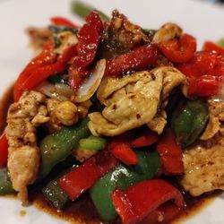 Kao Thai Kitchen - Pad Med Mamuang with Pork ~ steamed rice on the side.