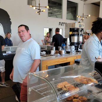 Honeybee Coffee - customers at the counter - Coffee & Tea Near Me - Knoxville, Tennessee