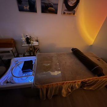Blissful Headspace Spa - Head spa table - Massage Near Me - Brooklyn, New York