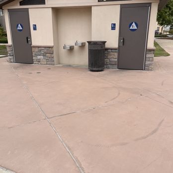 Mackay Park - Restrooms - Playgrounds Near Me - Cypress, California
