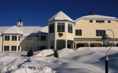 A Stay To Remember - Creating “World Class Relaxation & Romance” is an Art. Doing it with Fun & Adventure is our Specialty! Let The Snowflake Inn plan your romantic getaway, proposal, intimate wedding, elopement, honeymoon, babymoon, anniversary or girlfriends getaway in Jackson, New Hampshire!
We are the perfect All Adult, All Suites Getaway, located between North Conway and Mount Washington! Enjoy the comfort of our King Suites with state-of-the-art amenities… Central Air, Radiant Heat, 2 Person Jacuzzi, Kohler Double Shower, Fireplace, HDTV with WIFI & so much more. A Stay To Remember - Creating “World Class Relaxation & Romance” is an Art. Doing it with Fun & Adventure is our Specialty! Let The Snowflake Inn plan your romantic getaway, proposal, intimate wedding, elopement, honeymoon, babymoon, anniversary or girlfriends getaway in Jackson, New Hampshire!
We are the perfect All Adult, All Suites Getaway, located between North Conway and Mount Washington! Enjoy the comfort of our King Suites with state-of-the-art amenities… Central Air, Radiant Heat, 2 Person Jacuzzi, Kohler Double Shower, Fireplace, HDTV with WIFI & so much more.