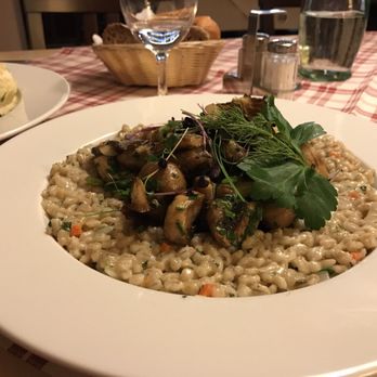Tabaksmühle - Barley risotto with wild mushrooms & chestnuts - German Near Me - Saarbrücken, SL Tabaksmühle - Barley risotto with wild mushrooms & chestnuts - German Near Me - Saarbrücken, SL