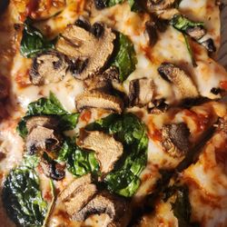Domino's Pizza - Great sauce, shrooms & deep dish crust - Love!!