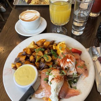 Sweet Maple - Breakfast & Brunch Near Me - Cupertino, California Sweet Maple - Breakfast & Brunch Near Me - Cupertino, California