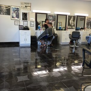 Expert Haircuts 10 Reviews Hair Stylists 705 E Bidwell
