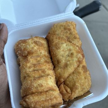Bink’s Grill - Veggie egg roll - Breakfast & Brunch Near Me - Detroit, Michigan Bink’s Grill - Veggie egg roll - Breakfast & Brunch Near Me - Detroit, Michigan