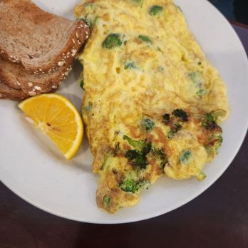 Memo's Restaurant & Catering - Broccoli Cheese Omelette - Coffee & Tea Near Me - West Springfield, Massachusetts Memo's Restaurant & Catering - Broccoli Cheese Omelette - Coffee & Tea Near Me - West Springfield, Massachusetts