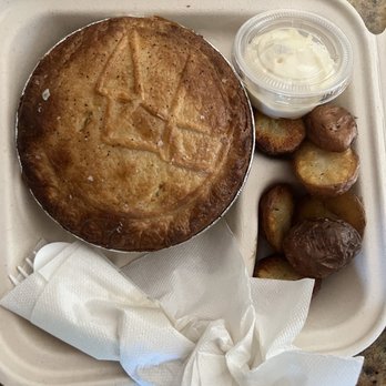 Silver State Pie - Chicken pot pie with a side of potatoes - Food Trucks Near Me - Reno, Nevada Silver State Pie - Chicken pot pie with a side of potatoes - Food Trucks Near Me - Reno, Nevada