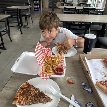 Brattle Stop Pizza & Market - Pizza Near Me - Worcester, Massachusetts