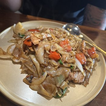 Hanuman Thai Eatery - Pad kee mao (drunken noodle) - Thai Near Me - Costa Mesa, California Hanuman Thai Eatery - Pad kee mao (drunken noodle) - Thai Near Me - Costa Mesa, California