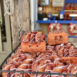 Cinnamon bread plushies