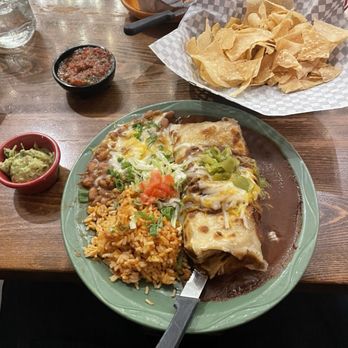 MartAnne's - Martanne's Burrito - Breakfast & Brunch Near Me - Flagstaff, Arizona