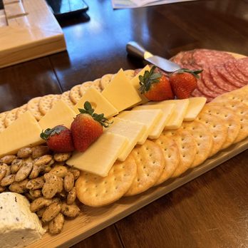 Links Bridge Vineyards - Wineries Near Me - Thurmont, Maryland
