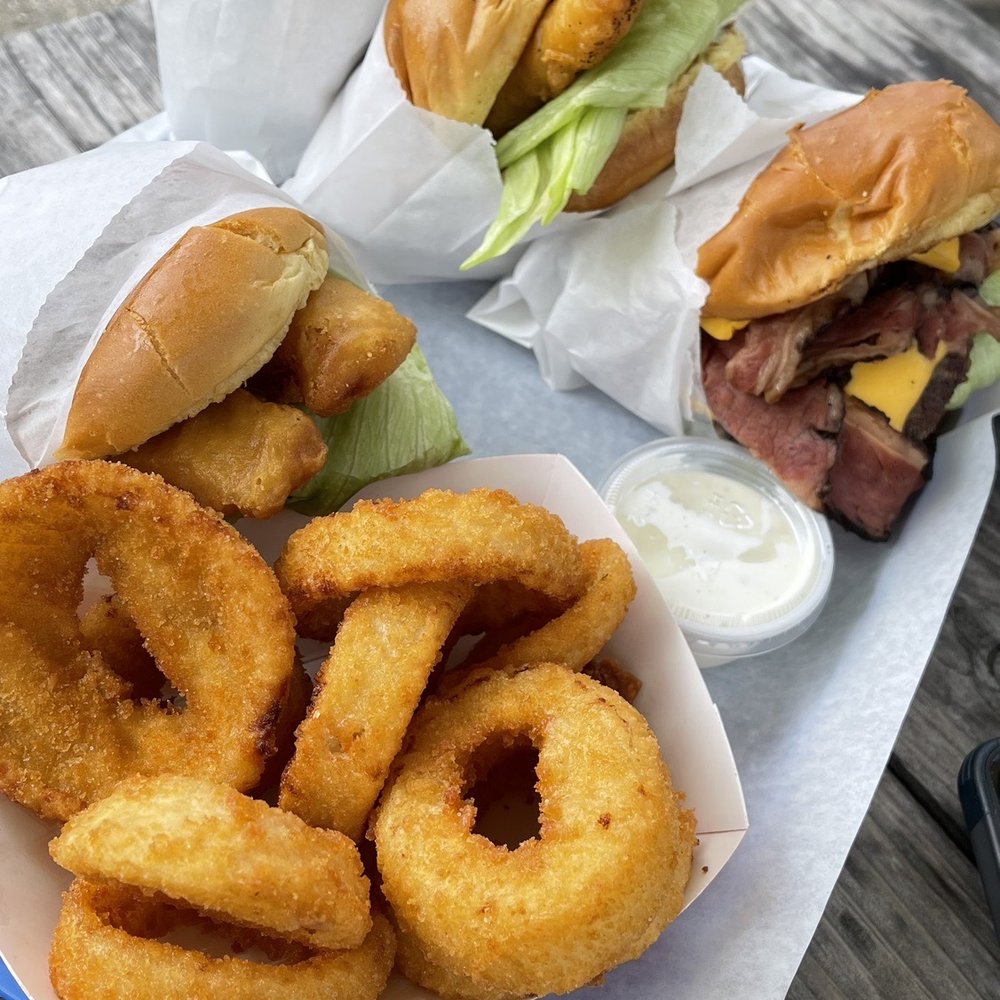 Garlands Hamburgers - Delicious goodness - Burgers Near Me - Grover Beach, California Garlands Hamburgers - Delicious goodness - Burgers Near Me - Grover Beach, California