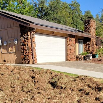 Sacramento Landscaping - Before photo - Landscaping Near Me - Sacramento, California Sacramento Landscaping - Before photo - Landscaping Near Me - Sacramento, California