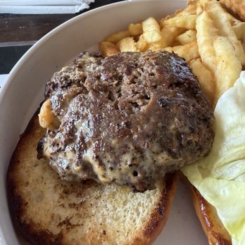Gritz Brunch Bar - Beef Burger - Breakfast & Brunch Near Me - Douglasville, Georgia Gritz Brunch Bar - Beef Burger - Breakfast & Brunch Near Me - Douglasville, Georgia