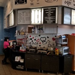 Coffee World - Bill Lewis visiting Coffee World located at the Indian River Mall in Vero Beach, Florida.
