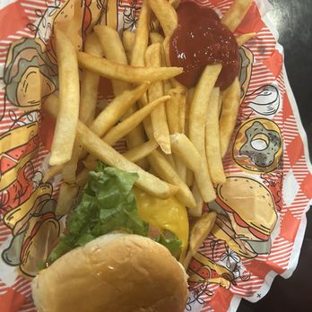 Happy Days Diner - Diners Near Me - Mineral Wells, Texas Happy Days Diner - Diners Near Me - Mineral Wells, Texas