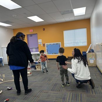 The Learning Experience - Corona - Kids playing in classroom - Child Care & Day Care Near Me - Corona, California