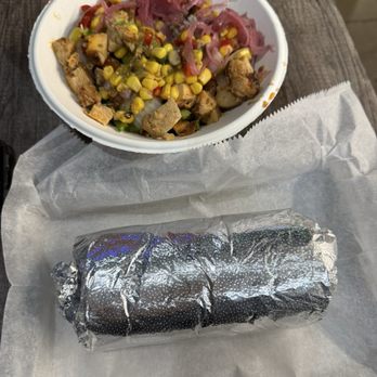 Nopalito's - Chicken bowl and veggie burrito - Mexican Near Me - Boulder, Colorado