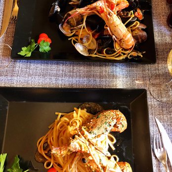 La Bussola - Pizza Near Me - Florence, FI
