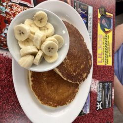 English Muffin Restaurant - Pancakes with bananas