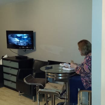 Hotel St - Germain - Petit coin repas. - Hotels Near Me - Rimouski, Quebec