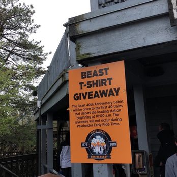 The Beast - They gave away T's away for the 40th birthday - Amusement Parks Near Me - Kings Island, Ohio The Beast - They gave away T's away for the 40th birthday - Amusement Parks Near Me - Kings Island, Ohio