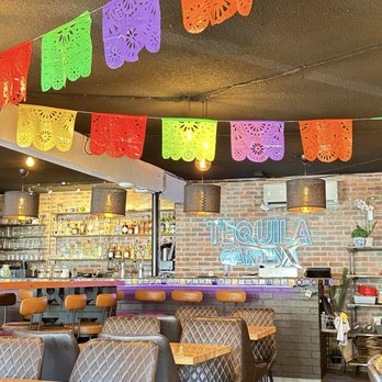 Tequila Cantina - Restaurant interior - Mexican Near Me - North Vancouver, British Columbia Tequila Cantina - Restaurant interior - Mexican Near Me - North Vancouver, British Columbia