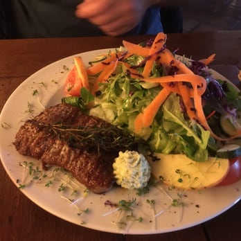 Mezzo - New York Steak Salat - German Near Me - Mahlow, BB Mezzo - New York Steak Salat - German Near Me - Mahlow, BB