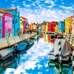 TransitTravel - Location : Burano, Italy