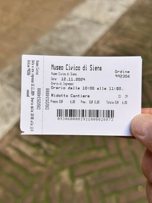 Palazzo Pubblico by null