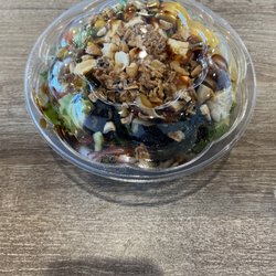 Poke Bros - Vegetarian poke bowl with tofu