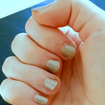 G Spa Nails - Chipped after three hours and messy on the edges - Nail Salons Near Me - Florence, Kentucky