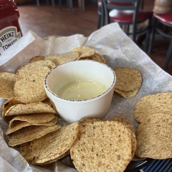 Great Lakes Eatery & Pub - Chips and Queso - Diners Near Me - Dundee, Michigan