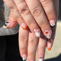 Leia Luxe Nails - Gel X + Detailed Nail Art