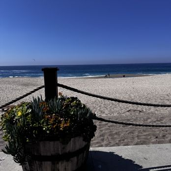 Lost Pier Cafe - Cafes Near Me - Laguna Beach, California Lost Pier Cafe - Cafes Near Me - Laguna Beach, California