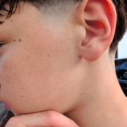 Jaca’s Barber + Shop - side fade left