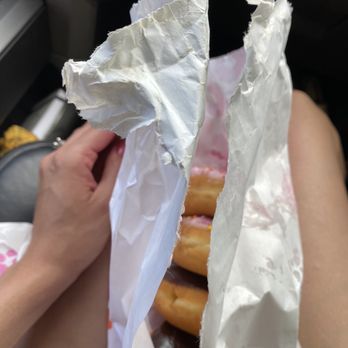 Dunkin' - Is this how u serve donuts? Smh - Coffee & Tea Near Me - Corolla, North Carolina Dunkin' - Is this how u serve donuts? Smh - Coffee & Tea Near Me - Corolla, North Carolina