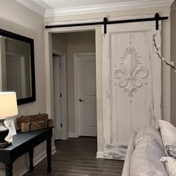Love Home Harmony - Full size barn door