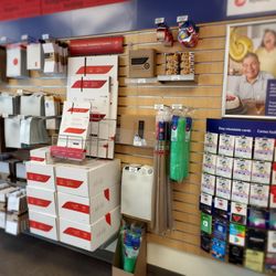 Canada Post - Packing materials