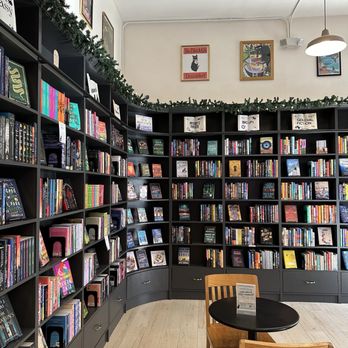Black Cat Fables - Gorgeous bookshelves - Bookstores Near Me - Monrovia, California