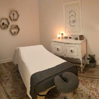 Anam Cara Wellness Center - Treatment Room - Massage Therapy Near Me - Burlington, Massachusetts Anam Cara Wellness Center - Treatment Room - Massage Therapy Near Me - Burlington, Massachusetts