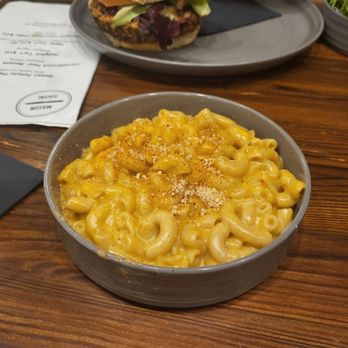 Mason Social - Mac & cheese - New American Near Me - Alexandria, Virginia