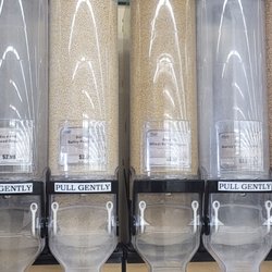 Clark's Nutrition & Natural Foods Market - Food bins