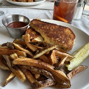 Three Eleven Bar & Bistro - Three Cheese Grilled Cheese with Fries - Cocktail Bars Near Me - Algoma, Wisconsin