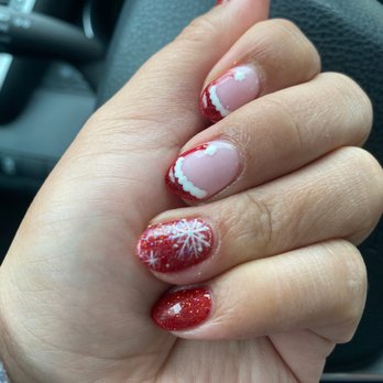 L B Nails - Christmas nails - Nail Salons Near Me - Dublin, California