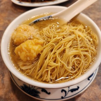 Max Noodle House - wonton noodles. has 4 wontons - Noodles Near Me - Richmond, British Columbia Max Noodle House - wonton noodles. has 4 wontons - Noodles Near Me - Richmond, British Columbia