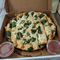 Spinach feta cheesy bread... Awesomeness
